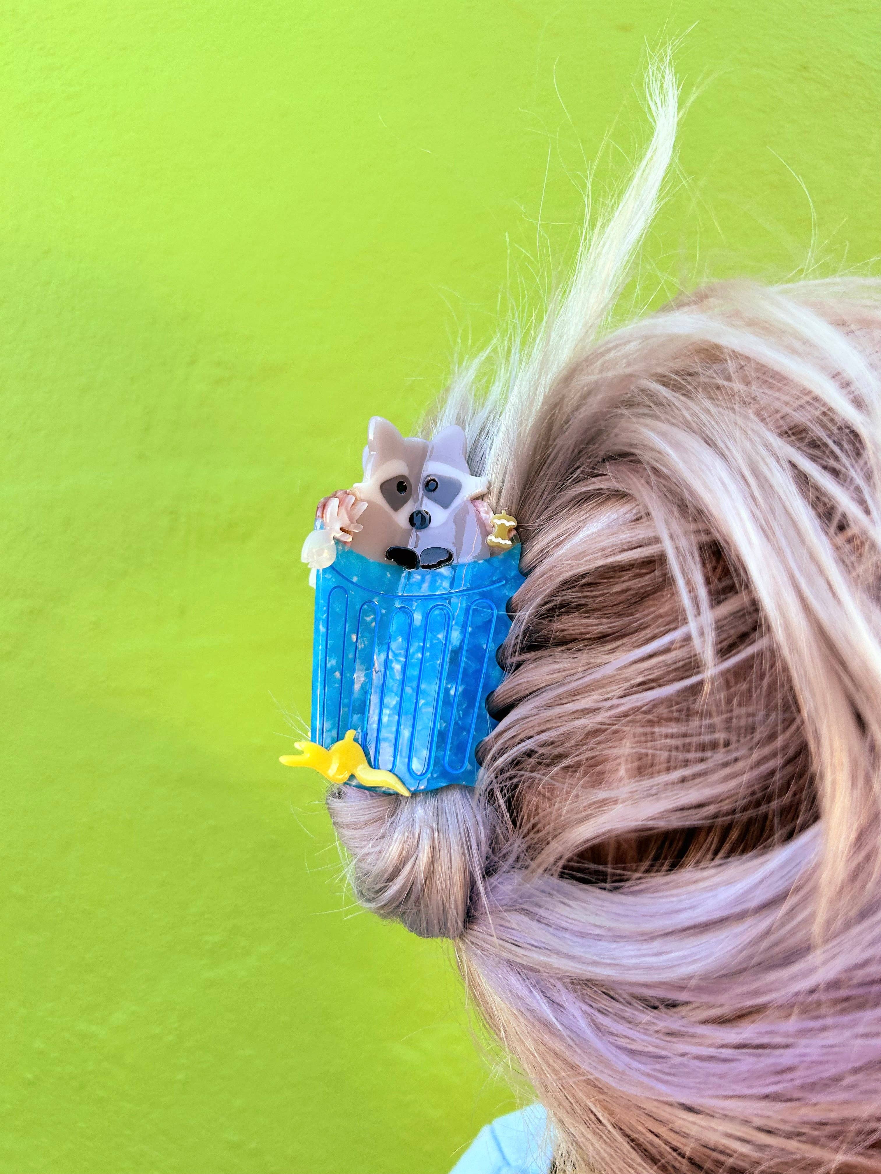Trash Panda Raccoon Hair Claw – Relume