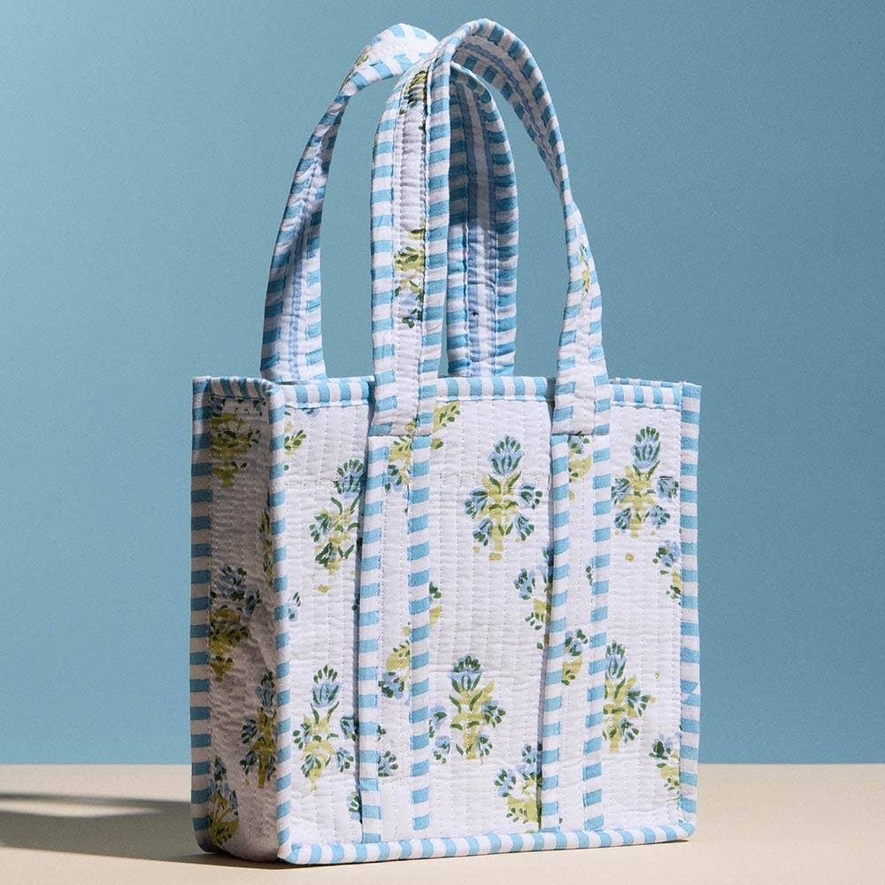 Quilted Floral Pattern Tote Bag