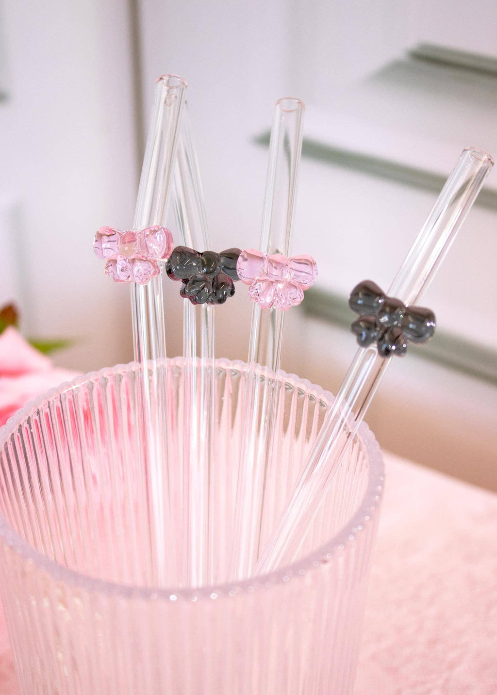 Bow Straws (4-pack)