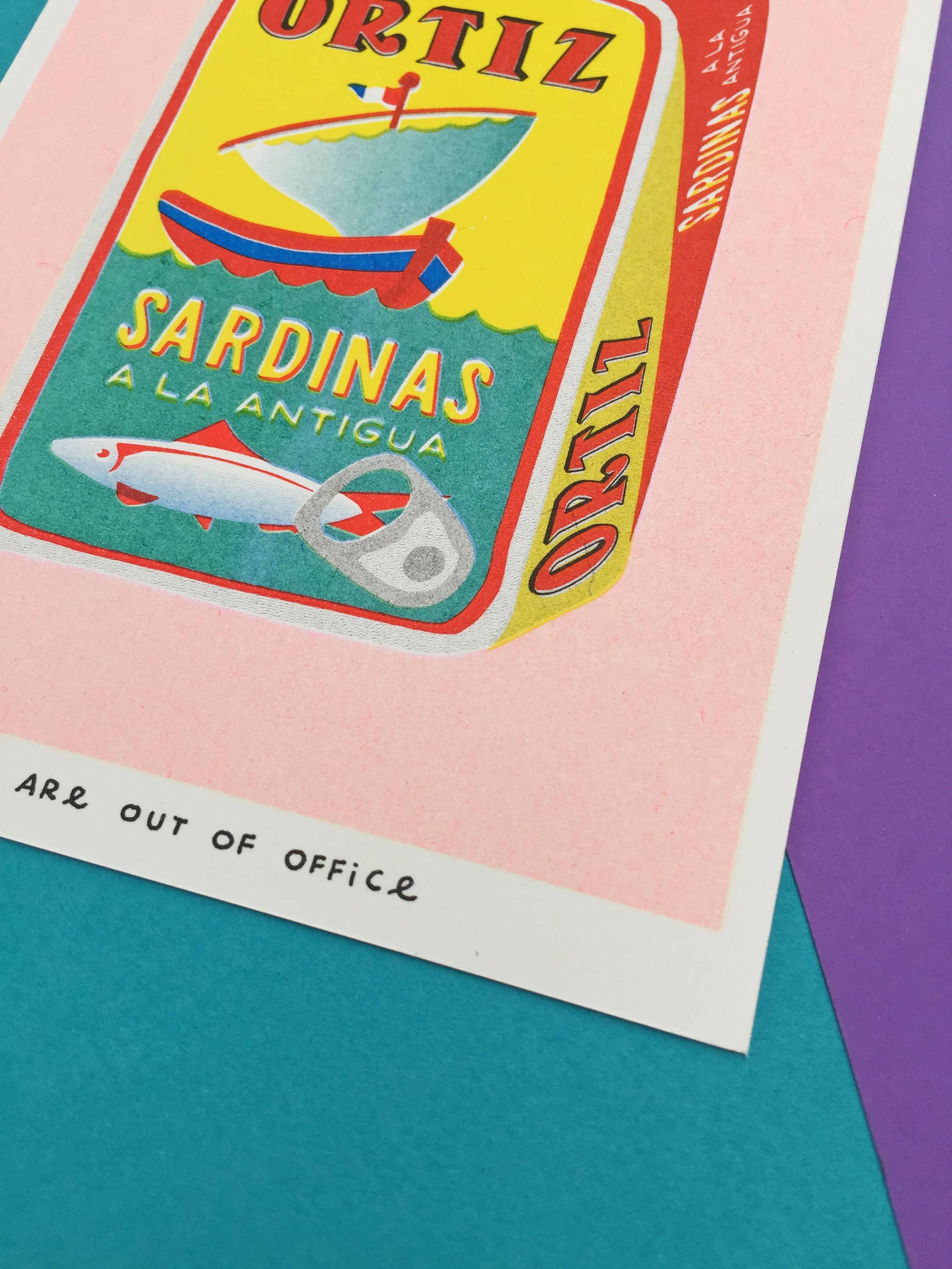 A risograph print of a can full of sardinas