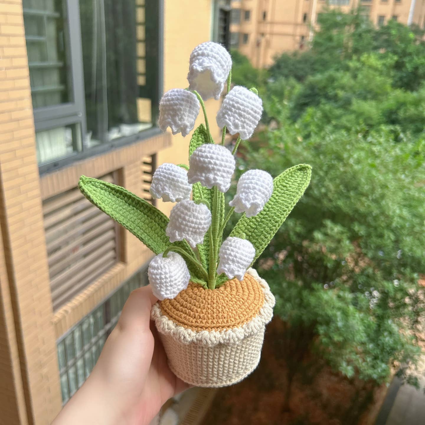 Crochet Lily of the Valley Pots