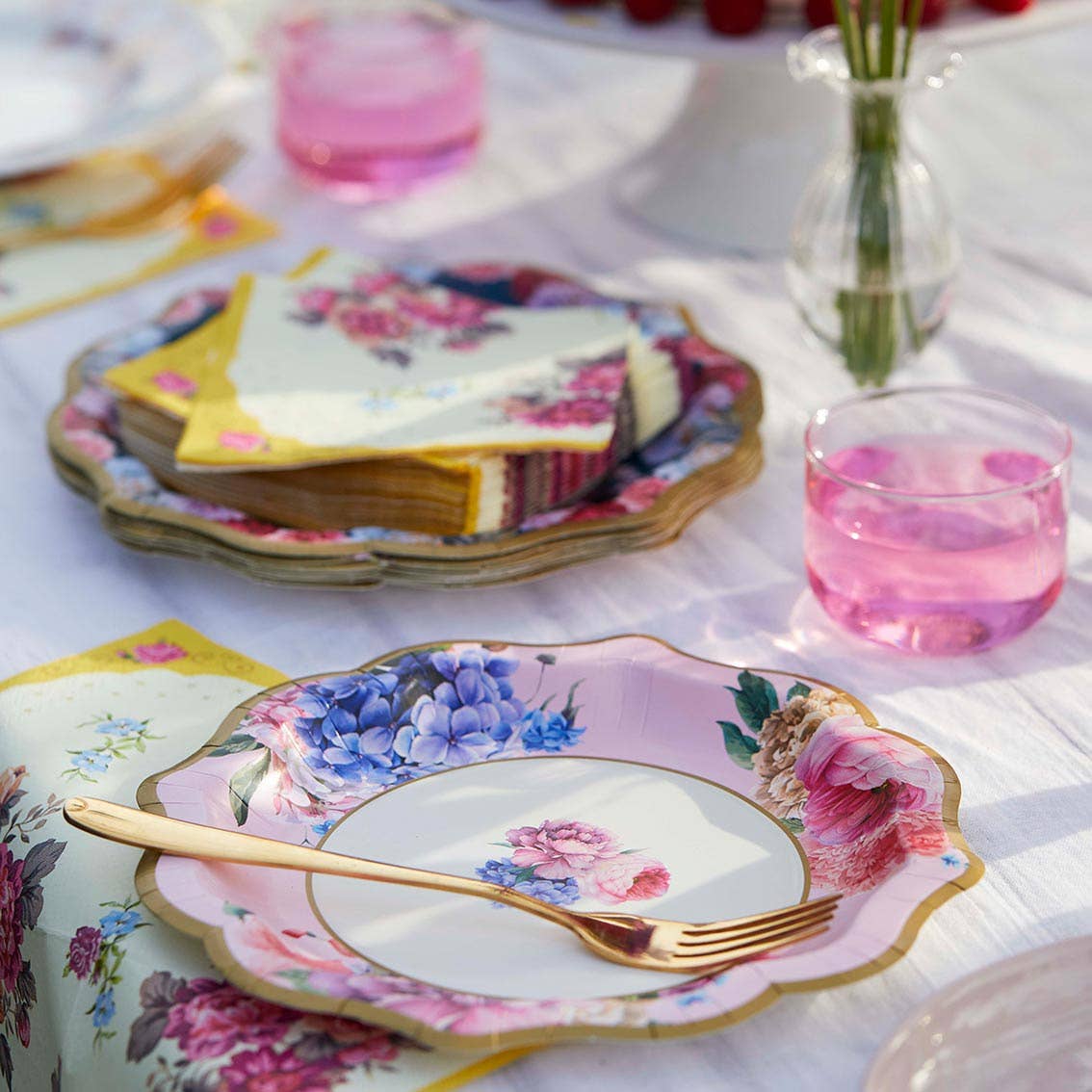 Mixed Floral Paper Plates - 12 Pack | Mothers Day Tea Party Decor |