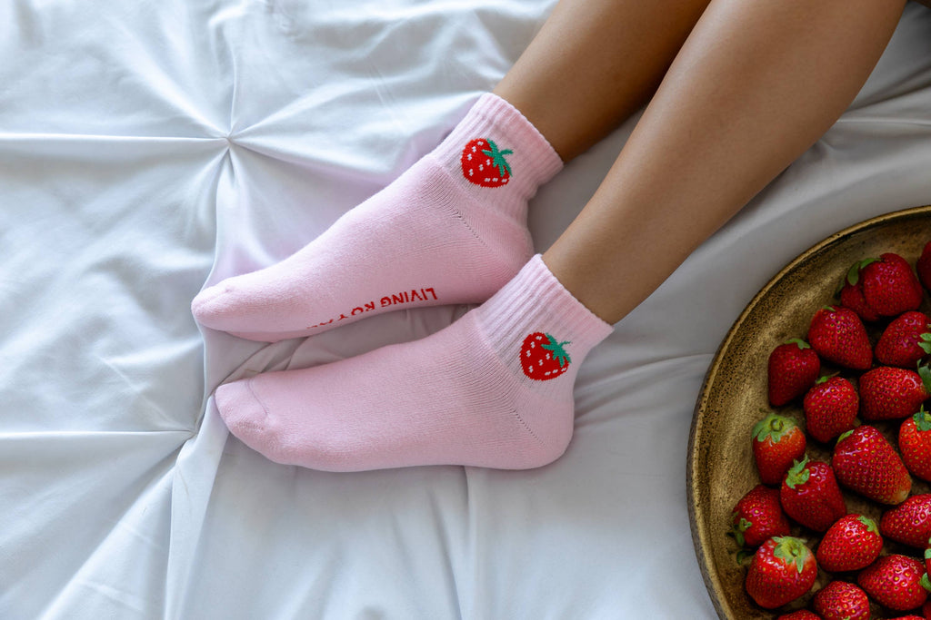 Classic Ankle Socks w/ Ribbed Tubing - Strawberry