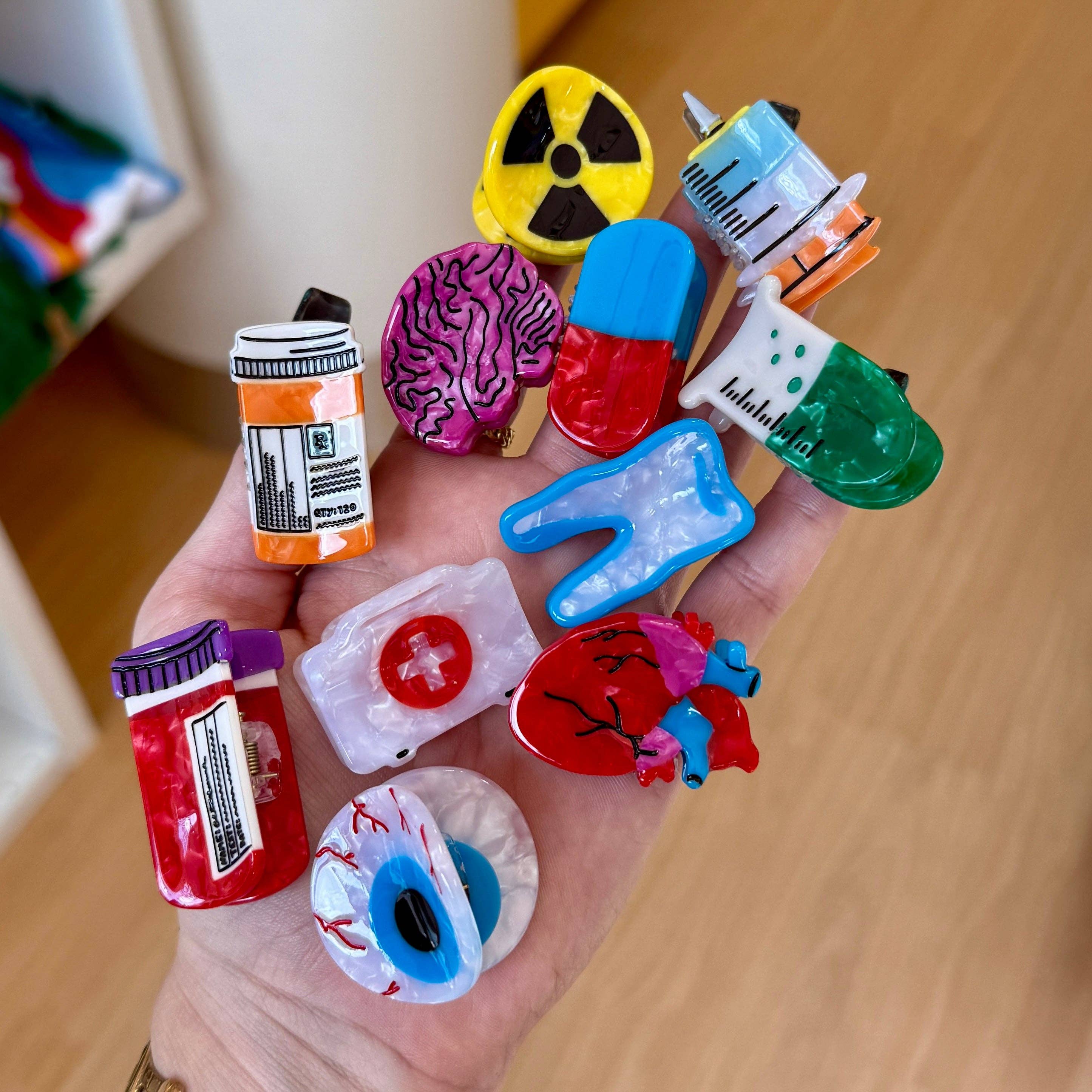 Pill Capsule Mini Claws (2-pack)