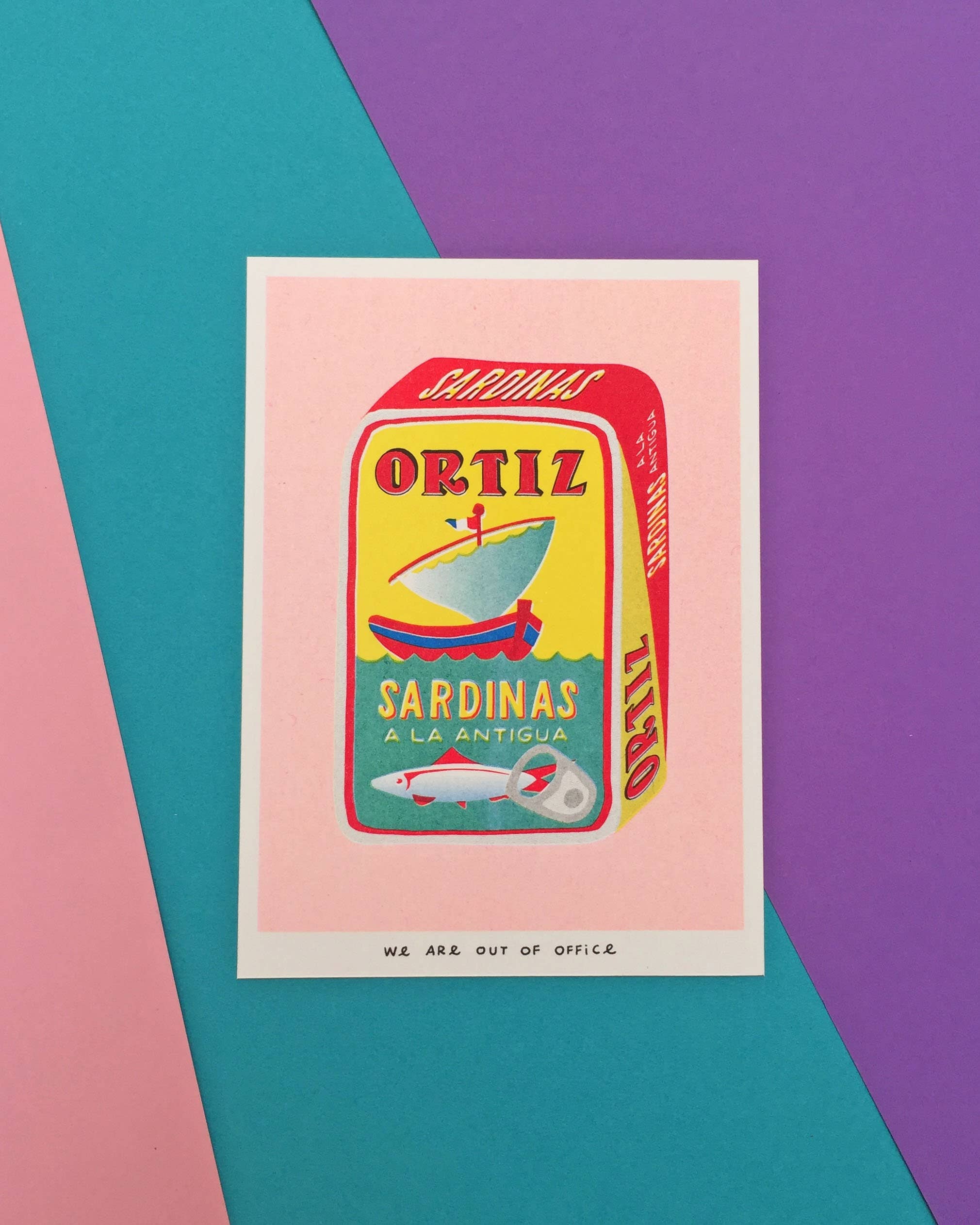 A risograph print of a can full of sardinas