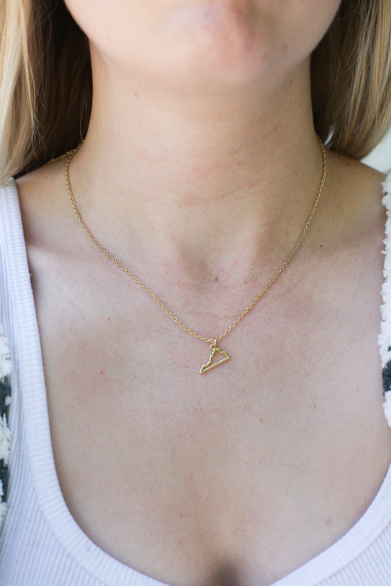 State Necklace - Gold - VIRGINIA