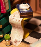 DIY Book Nook Kit: Bookstore