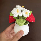 Crochet Small Strawberry Pot