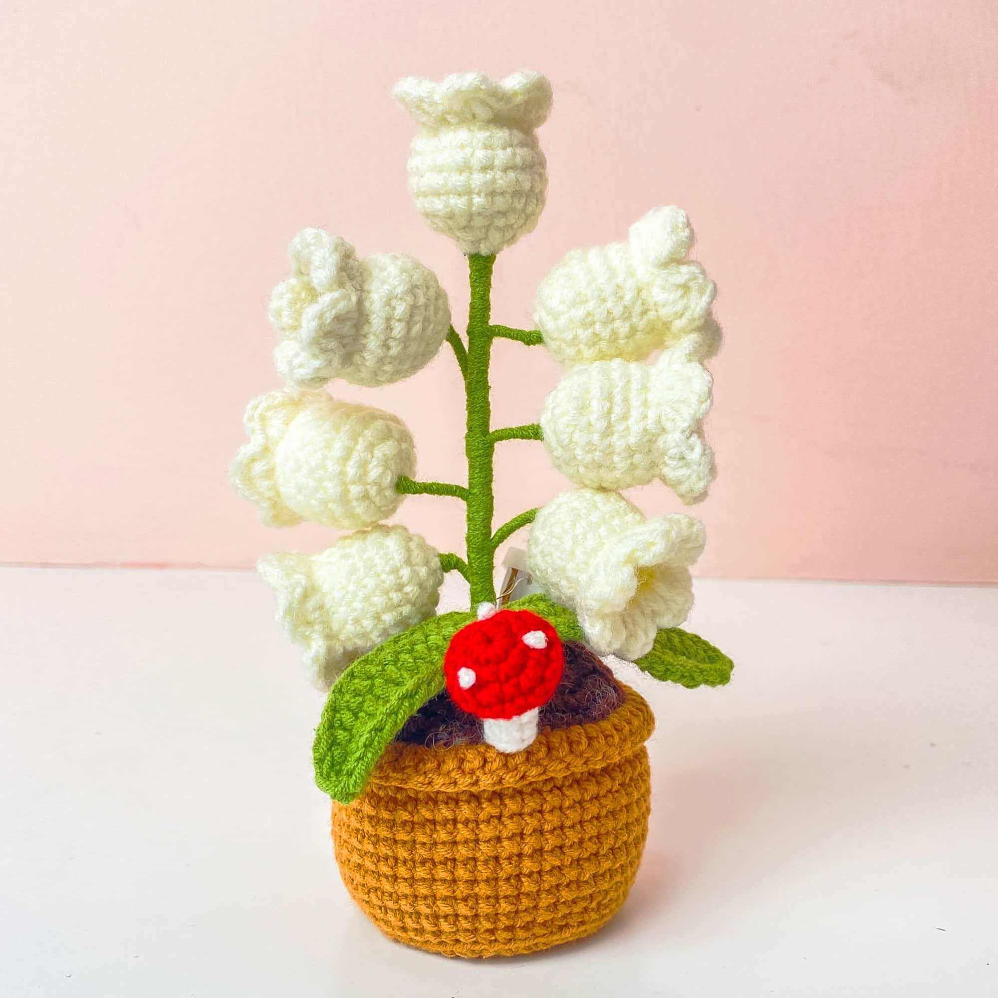Crochet Lily of the Valley Nightlight | White