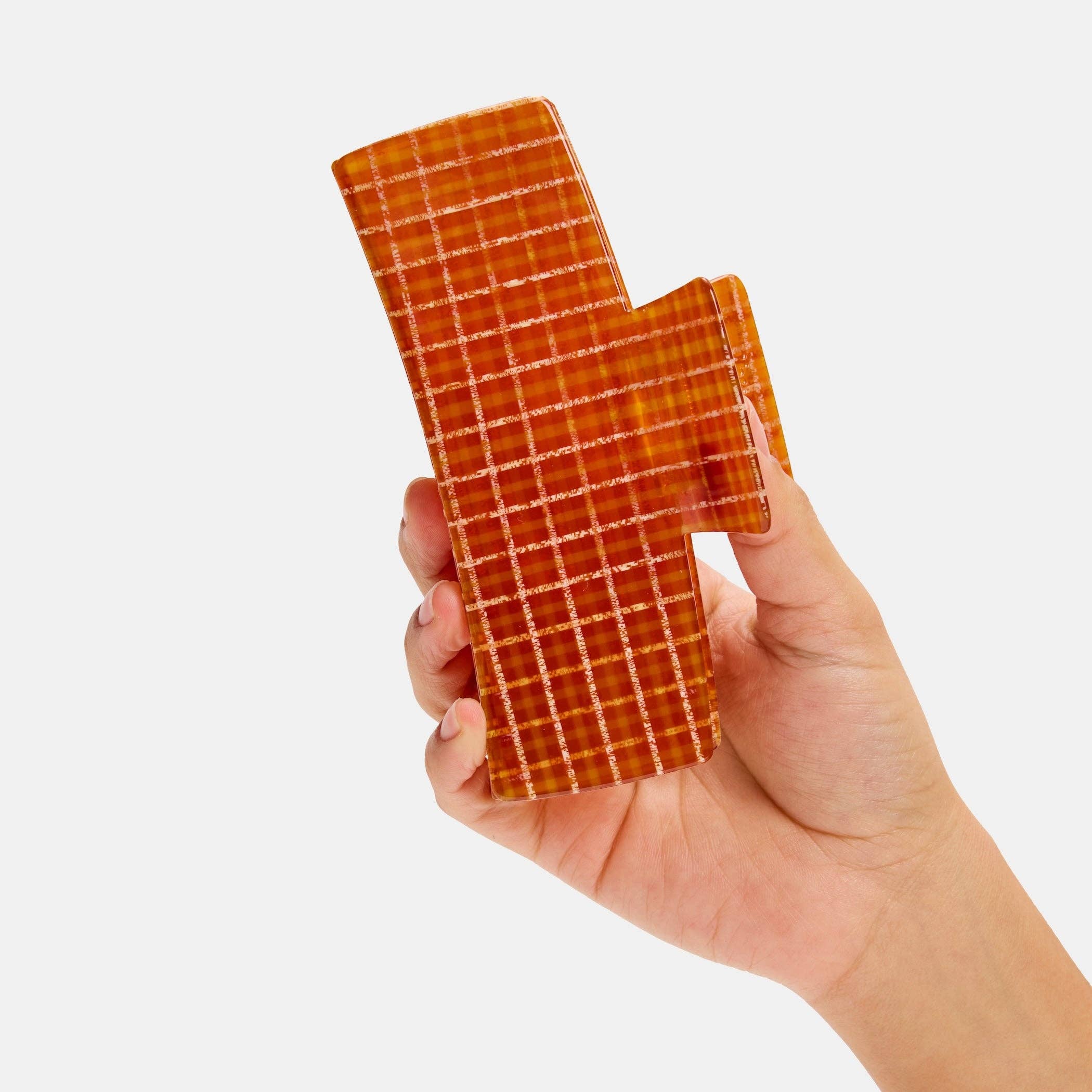 Jumbo Box Claw in Caramel Plaid