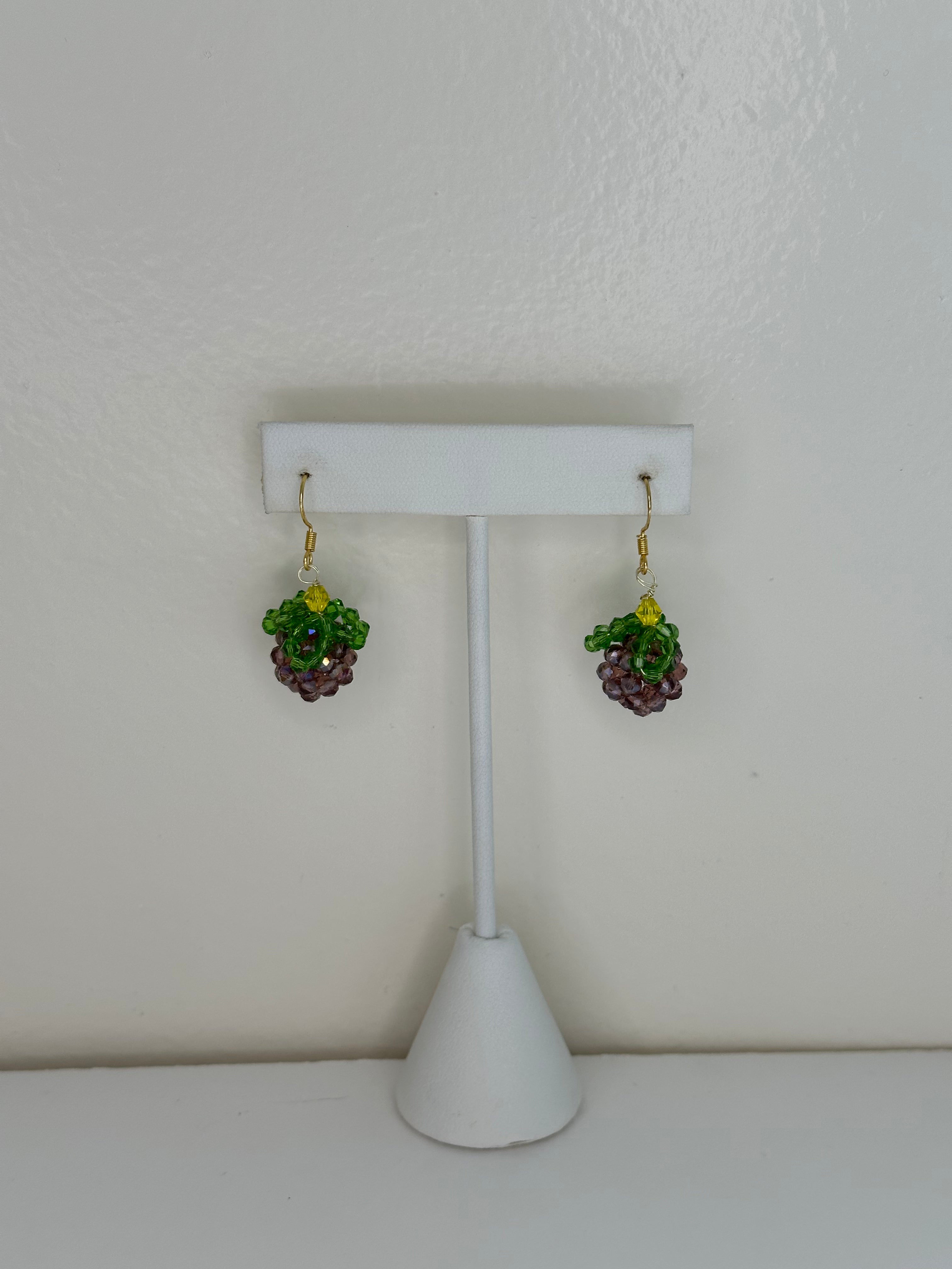 Food & Drink Hook -- beaded grapes