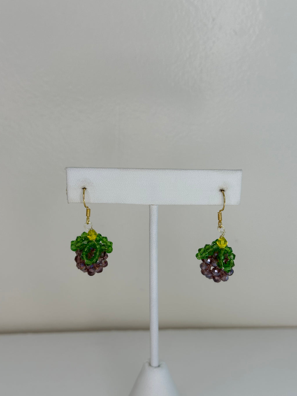 Food & Drink Hook -- beaded grapes