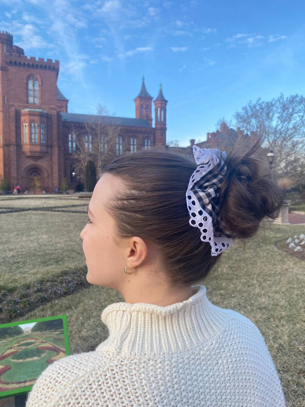 XL Lace Scrunchie