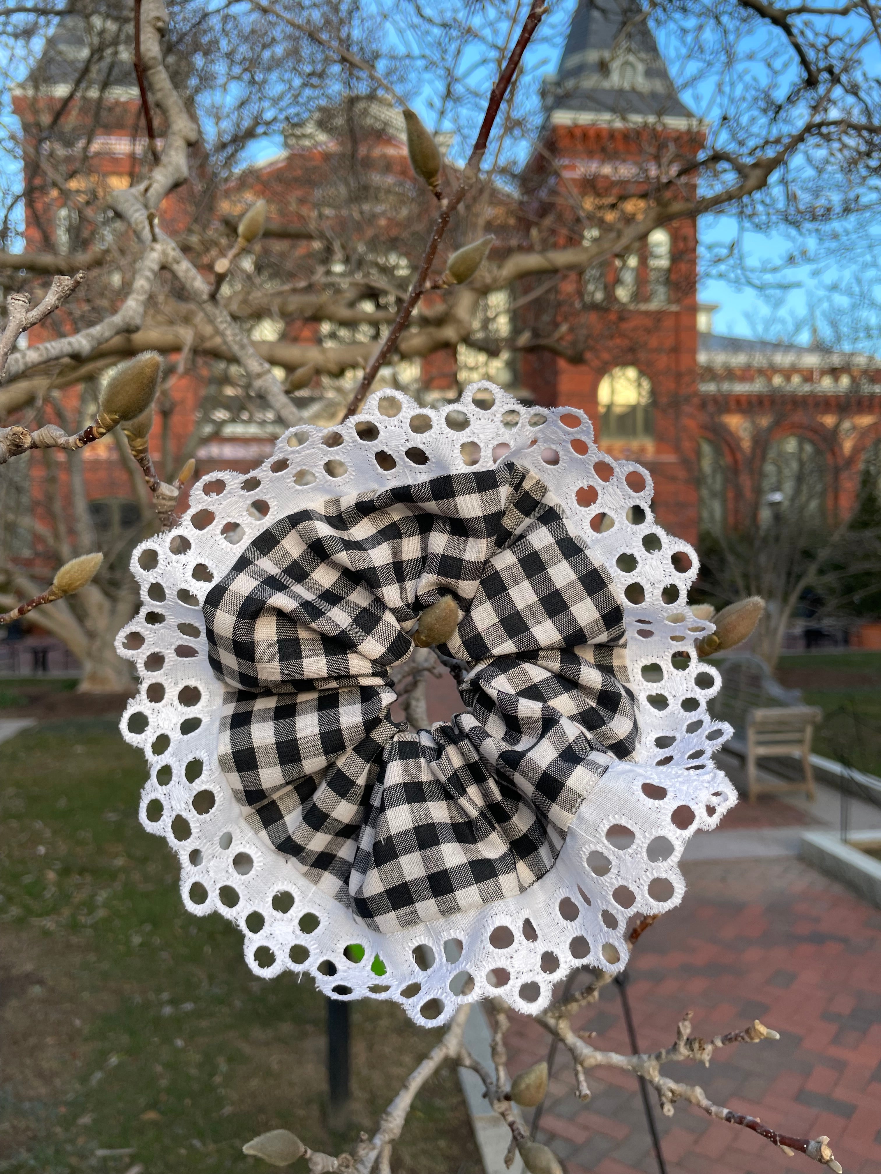 XL Lace Scrunchie