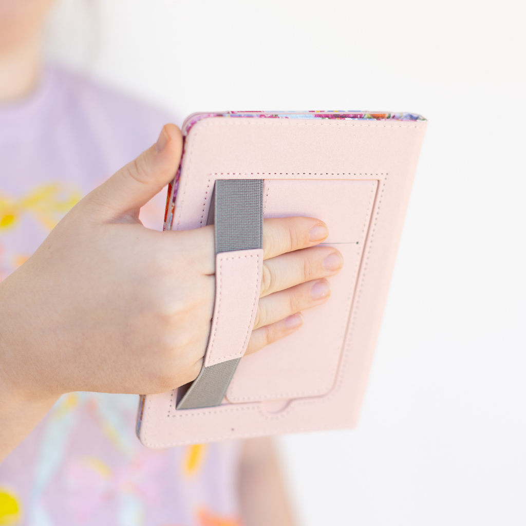 Primavera Kindle Case | Bookish & Reading