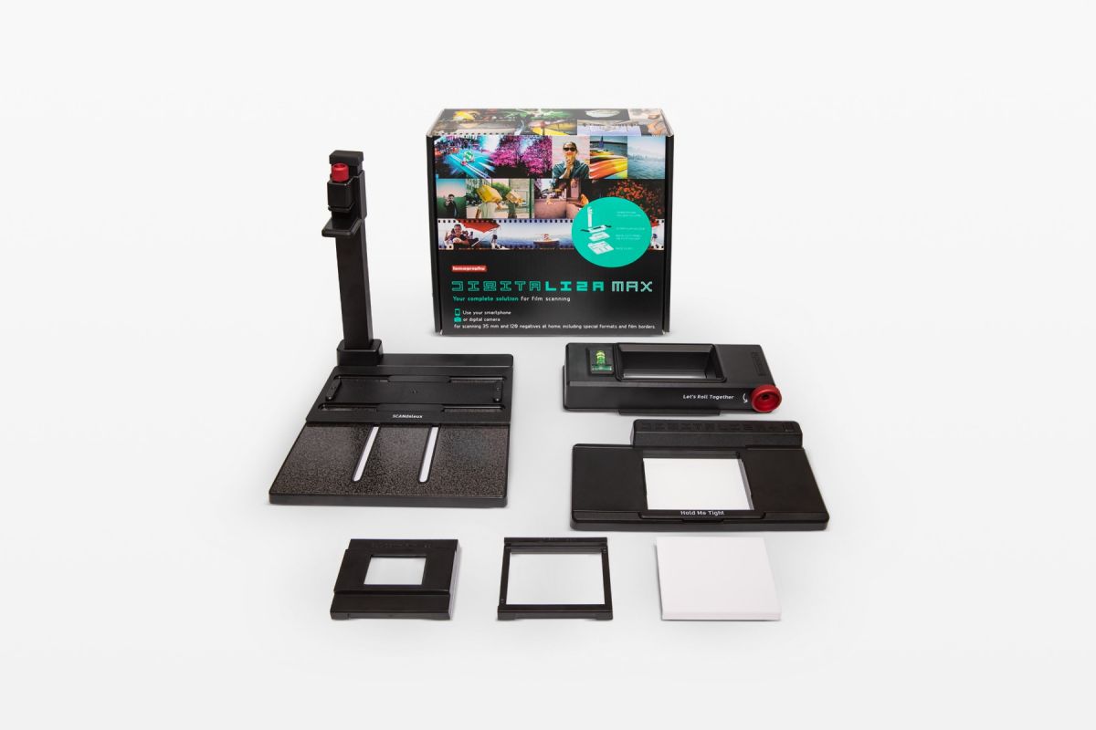 DigitaLIZA Max with phone stand