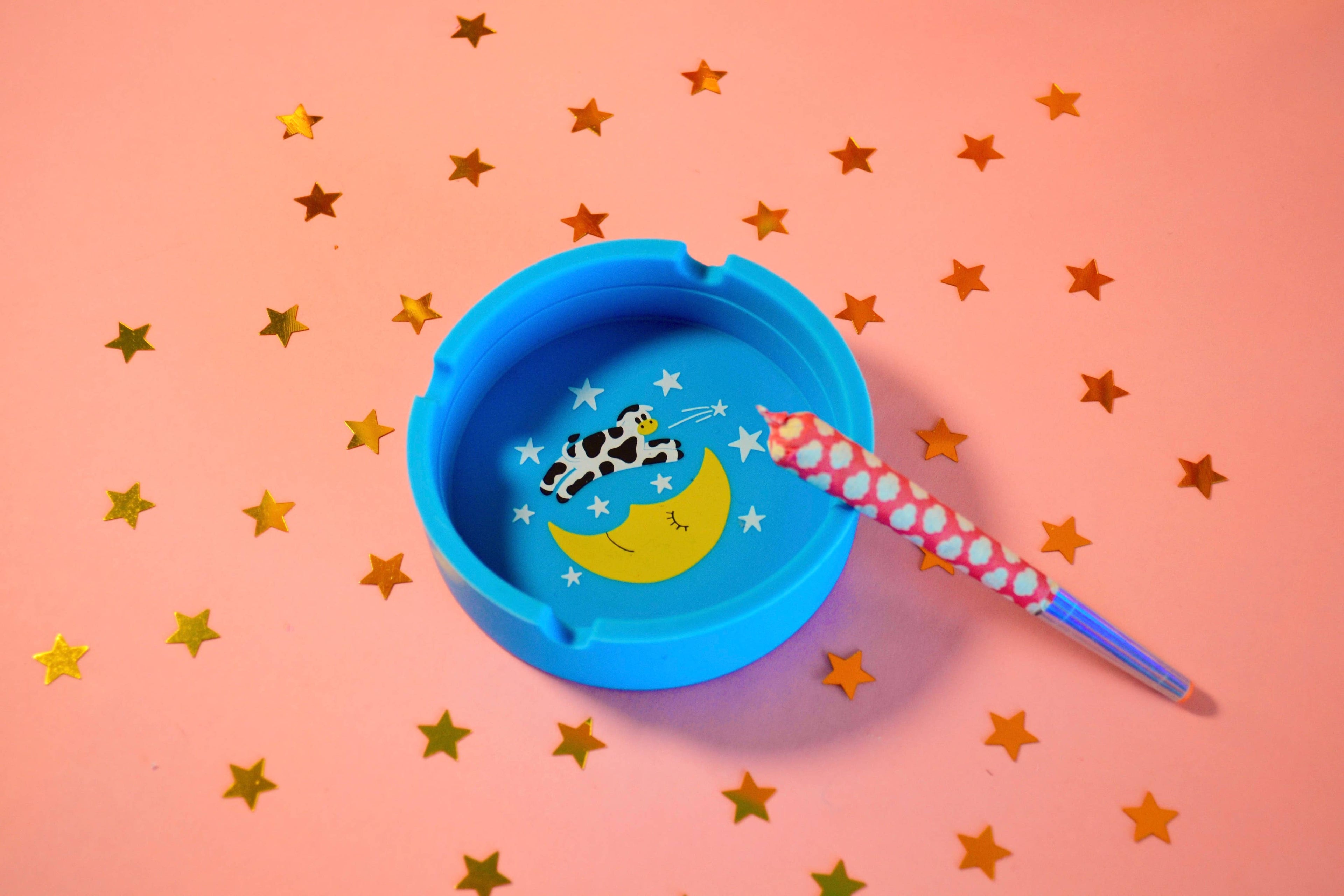 Cow Over The Moon Ash Tray
